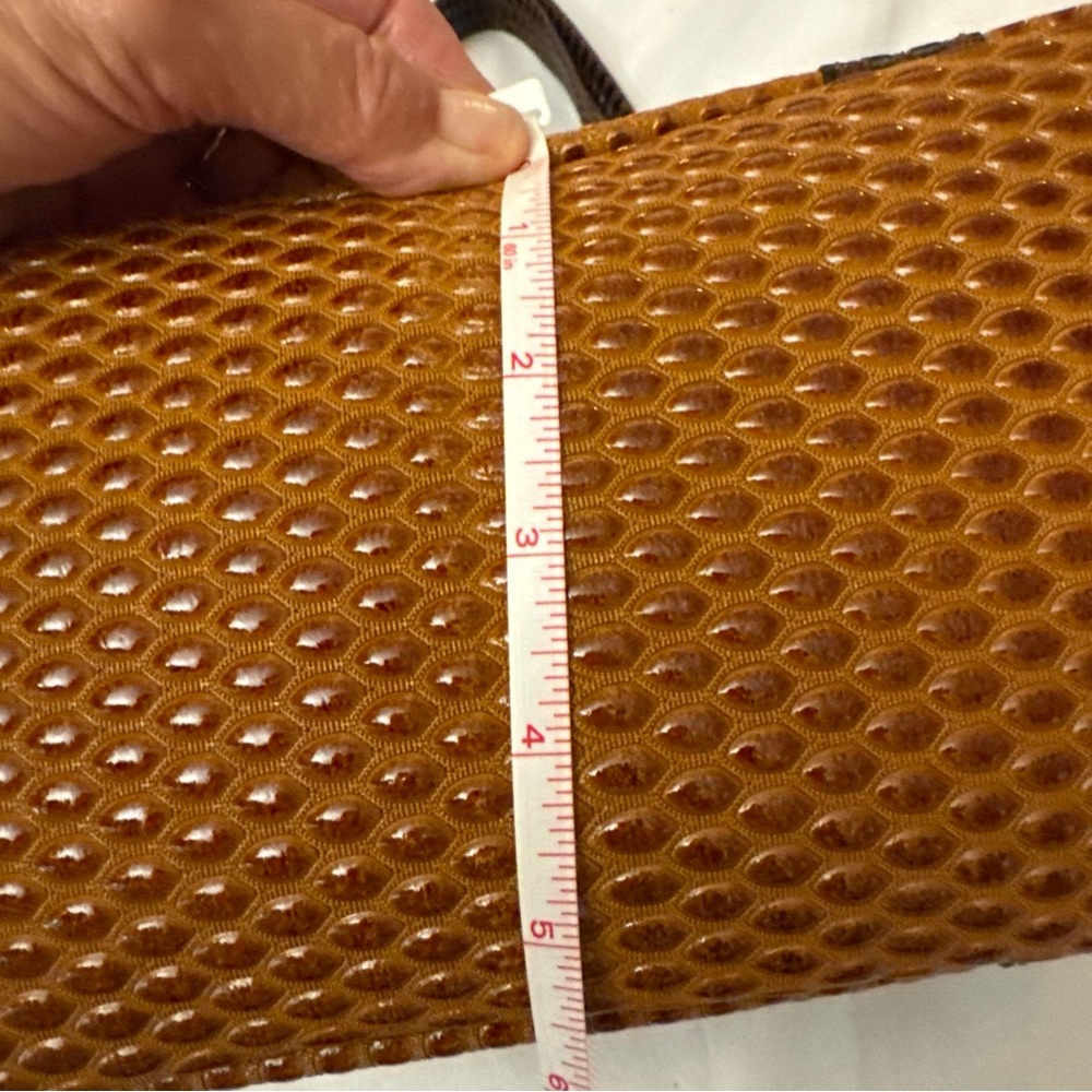 Source Unknown Honeycomb Brown Tote - image 8